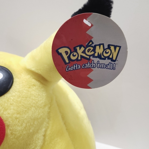 Pikachu Vintage Nintendo 1999 Large plush With Tags - Picture 2 of 10